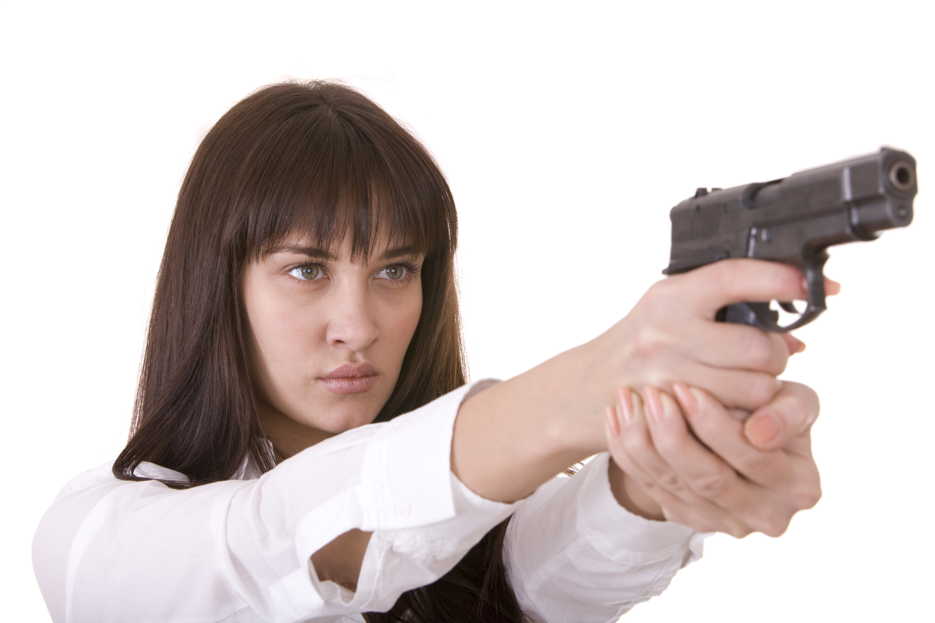 Девушке угрожают пистолетом. Женщина с револьвером. Тетка с пистолетом. Женская рука с пистолетом.